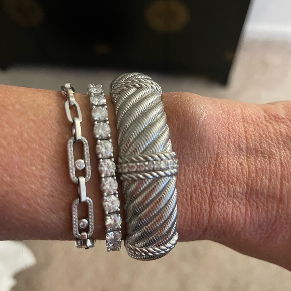 VTG Judith Ripka 925 Sterling Silver & CZ
Stones Hinged Cuff Bracelet, 69.75 G - Picture 4 of 7